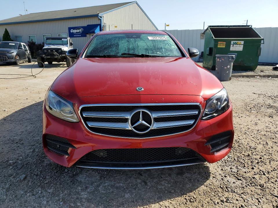 59276076 :رقم المزاد ، WDDZF4KB1HA230699 vin ، 2017 Mercedes-benz E مزاد بيع