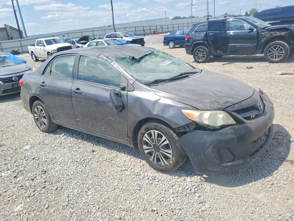 62357106 :رقم المزاد ، JTDBU4EE8B9142765 vin ، 2011 Toyota Corolla مزاد بيع