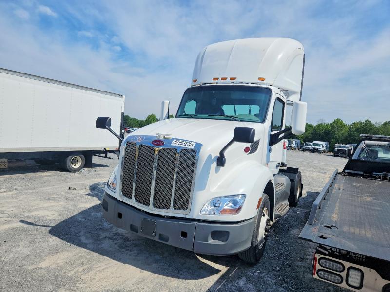 Продаж на аукціоні авто 2019 Peterbilt 579, vin: 1XPBA48X5KD600196, номер лоту: 57903226