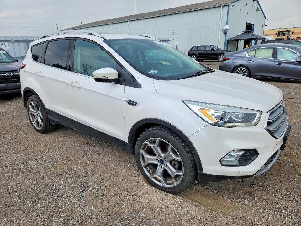 2017 Ford Escape მანქანა იყიდება აუქციონზე, vin: 1FMCU9J98HUA33248, აუქციონის ნომერი: 60137216