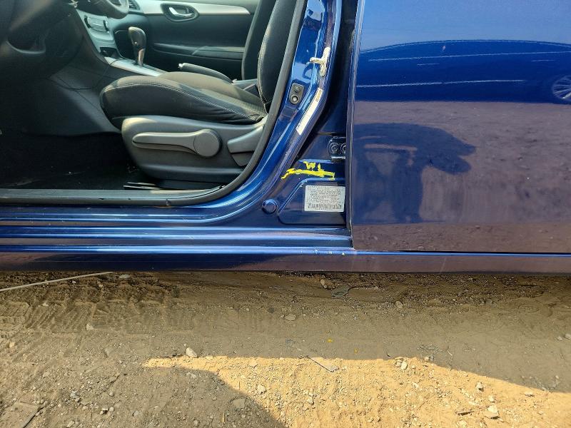Продажа на аукционе авто 2018 Nissan Sentra, vin: 3N1AB7AP6JY217596, номер лота: 60647456