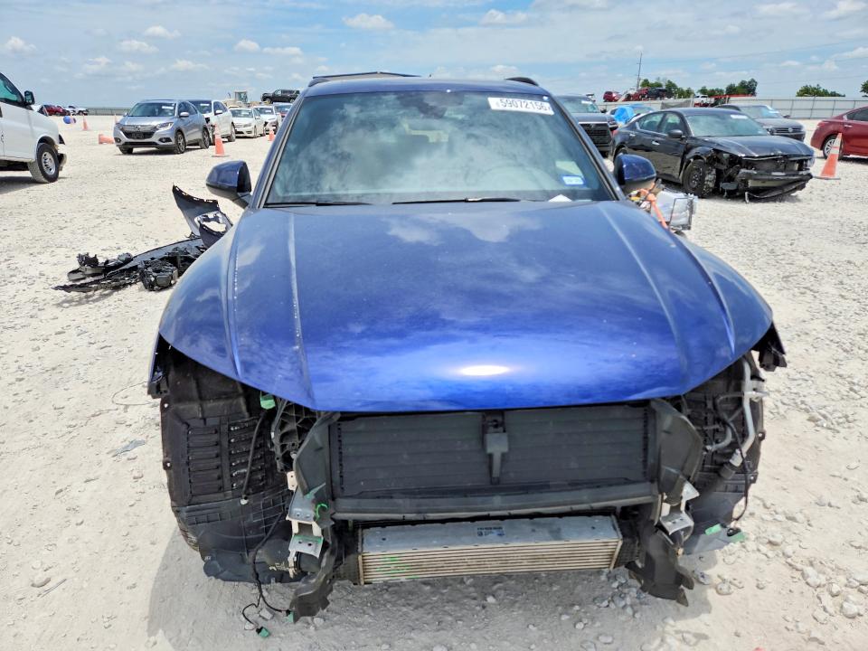 59072156 :رقم المزاد ، WA1EAAFY5N2077944 vin ، 2022 Audi Q5 مزاد بيع