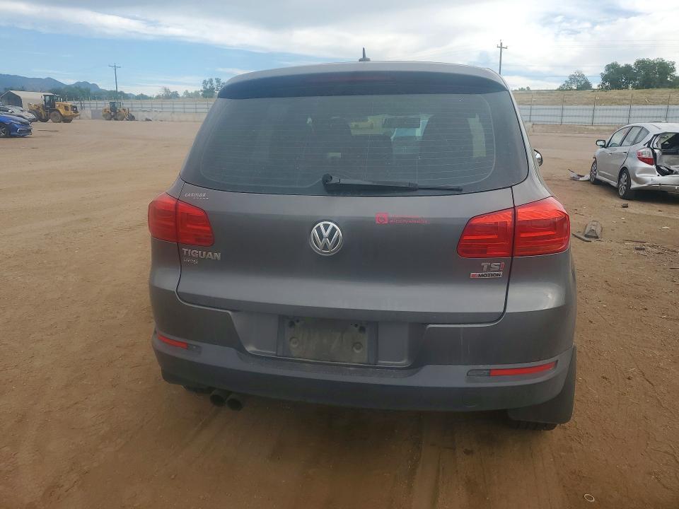 59390766 :رقم المزاد ، WVGBV7AXXHK047692 vin ، 2017 Volkswagen Tiguan مزاد بيع