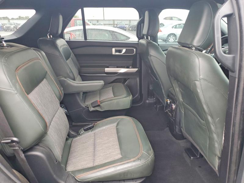 60701166 :رقم المزاد ، 1FMSK8JHXNGC49986 vin ، 2022 Ford Explorer مزاد بيع