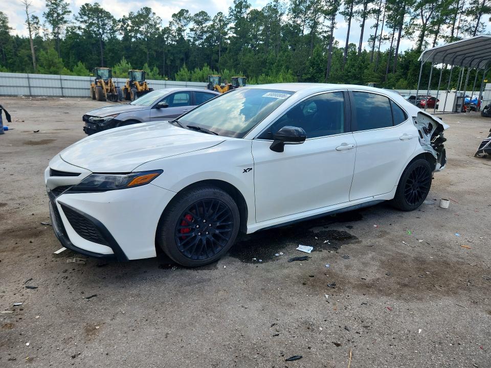 2024 Toyota Camry მანქანა იყიდება აუქციონზე, vin: 4T1T11AK2RU844543, აუქციონის ნომერი: 59890806