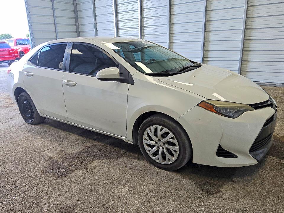 2018 Toyota Corolla მანქანა იყიდება აუქციონზე, vin: 5YFBURHEXJP783692, აუქციონის ნომერი: 60278436