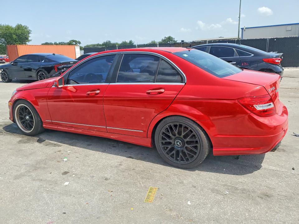 Продажа на аукционе авто 2013 Mercedes-benz C, vin: WDDGF4HB5DR288776, номер лота: 60359106