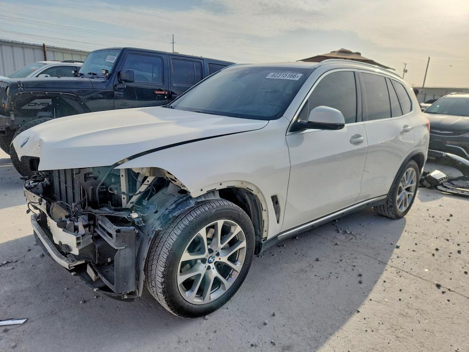 62315166 :رقم المزاد ، 5UXCR4C03L9B52586 vin ، 2020 Bmw X5 مزاد بيع