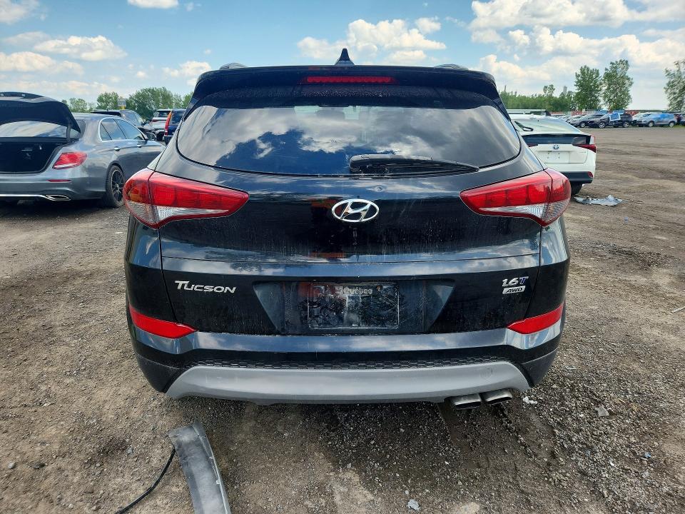 60559106 :رقم المزاد ، KM8J3CA21JU736738 vin ، 2018 Hyundai Tucson مزاد بيع