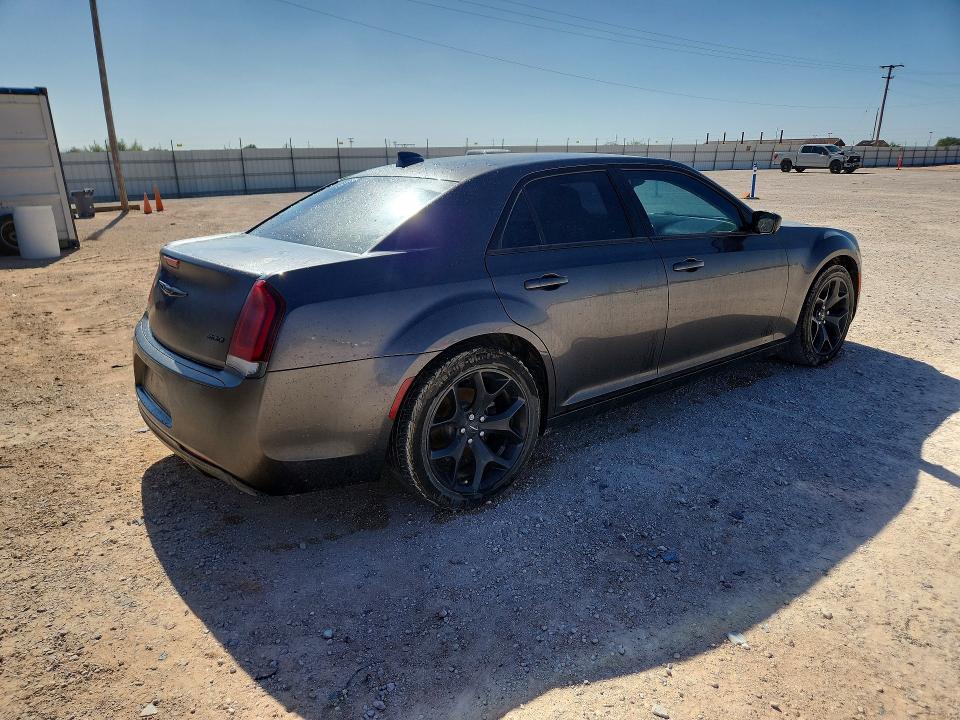 2020 Chrysler 300 მანქანა იყიდება აუქციონზე, vin: 2C3CCAAG1LH220533, აუქციონის ნომერი: 59306956