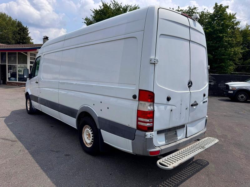 63203176 :رقم المزاد ، WD3PE8CB0B5576599 vin ، 2011 Mercedes-benz Sprinter مزاد بيع