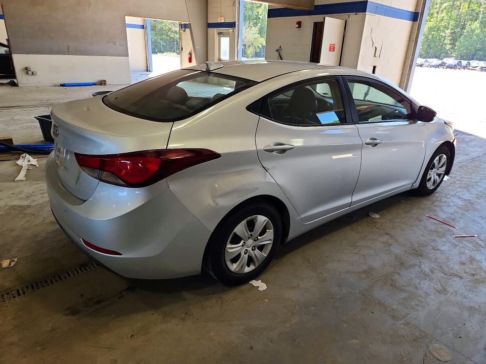 62838396 :رقم المزاد ، 5NPDH4AEXGH670809 vin ، 2016 Hyundai Elantra مزاد بيع