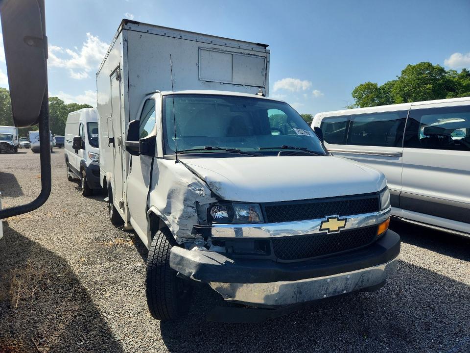 2023 Chevrolet Express G3500 მანქანა იყიდება აუქციონზე, vin: 1GB0GRFP0P1142961, აუქციონის ნომერი: 57867316