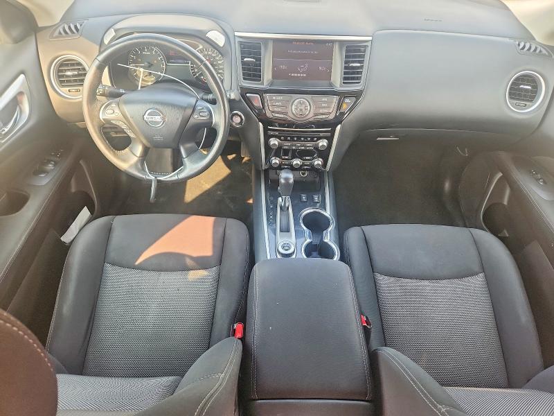 62637406 :رقم المزاد ، 5N1DR2MM0HC633720 vin ، 2017 Nissan Pathfinder مزاد بيع
