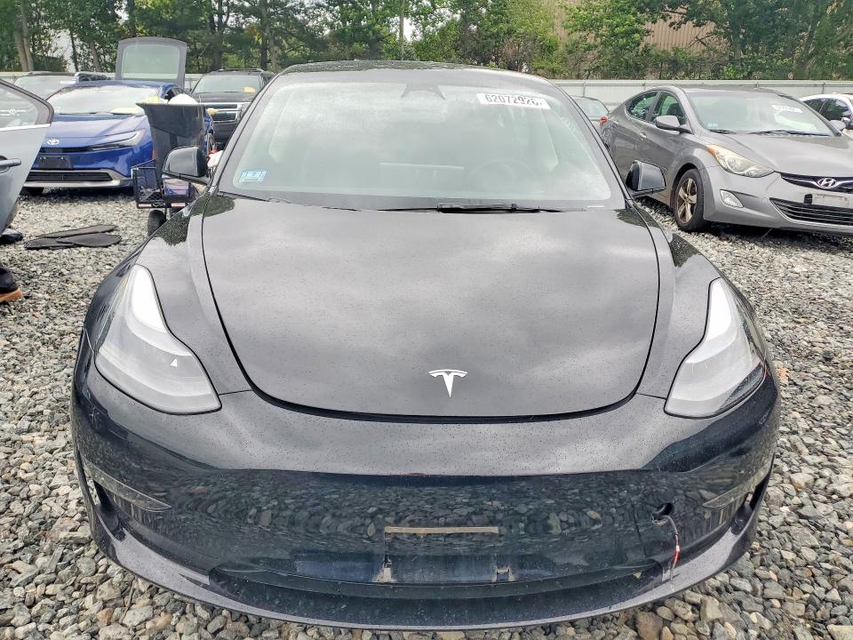 Продаж на аукціоні авто 2023 Tesla Model 3, vin: 5YJ3E1EBXPF608795, номер лоту: 62072926
