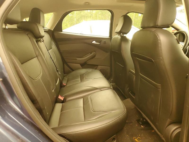 61007766 :رقم المزاد ، 1FADP3N25JL296177 vin ، 2018 Ford Focus مزاد بيع