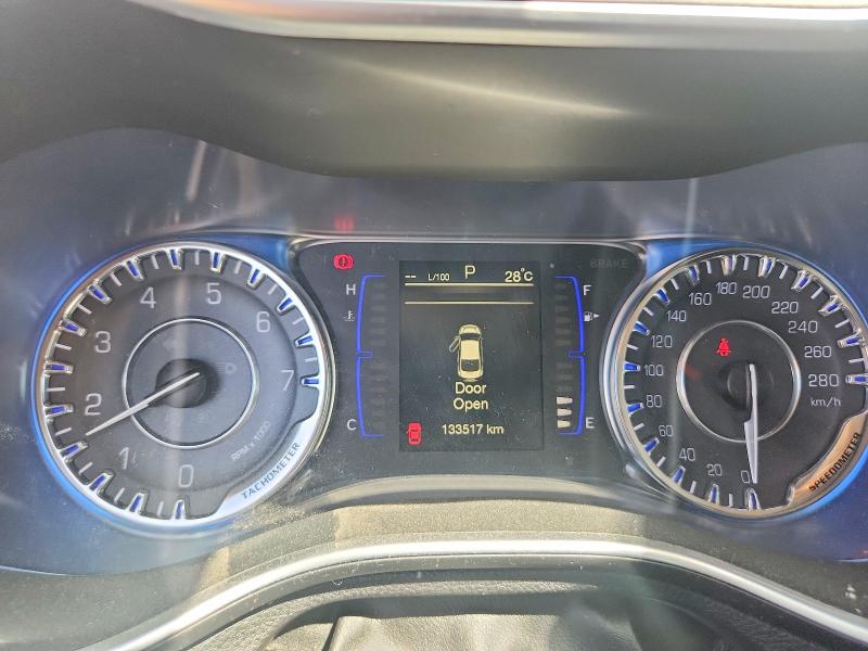 2016 Chrysler 200 მანქანა იყიდება აუქციონზე, vin: 1C3CCCAB9GN158683, აუქციონის ნომერი: 60555896