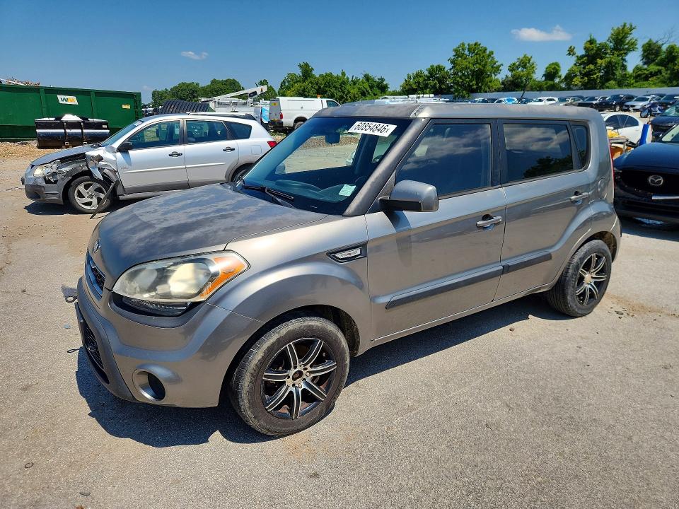 60854846 :رقم المزاد ، KNDJT2A56D7500758 vin ، 2013 Kia Soul مزاد بيع