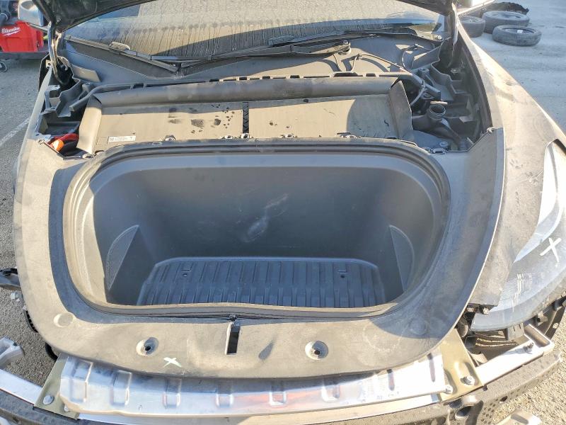 2024 Tesla Model Y მანქანა იყიდება აუქციონზე, vin: 7SAYGDEF7RF058515, აუქციონის ნომერი: 57357616
