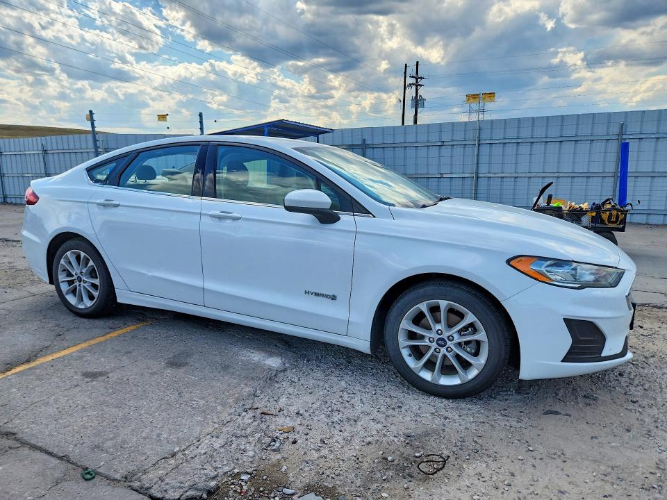 Продаж на аукціоні авто 2019 Ford Fusion, vin: 3FA6P0LU5KR188558, номер лоту: 60887966