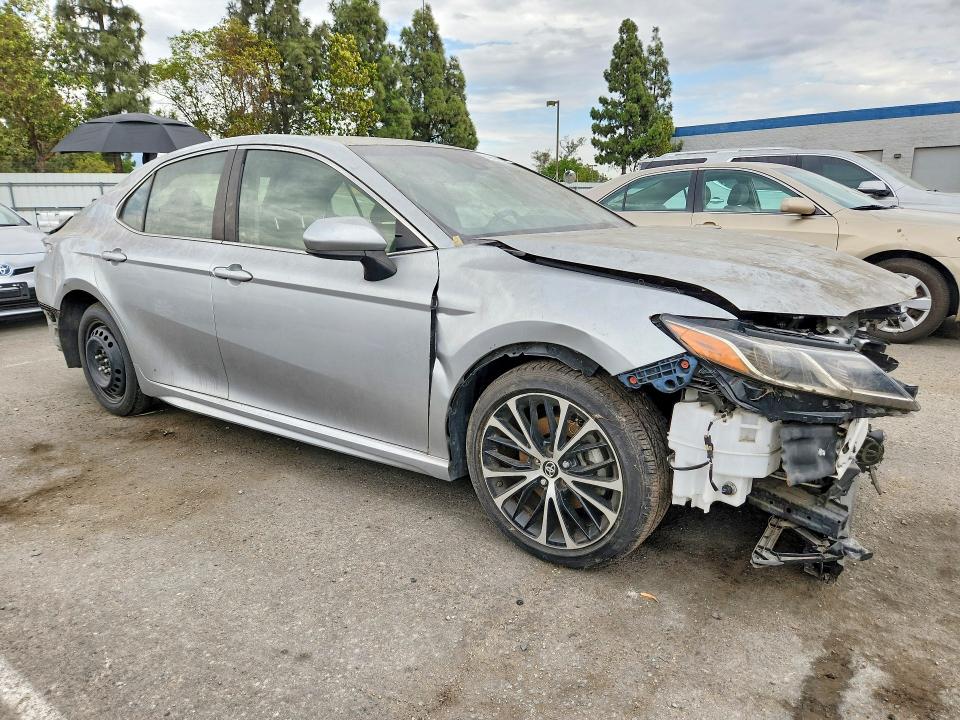 Продаж на аукціоні авто 2018 Toyota Camry, vin: JTNB11HK4J3037095, номер лоту: 61953856