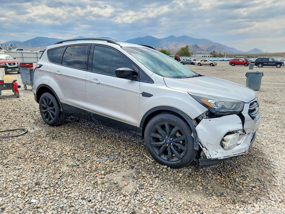 Aukcja sprzedaży 2017 Ford Escape, vin: 1FMCU9GD7HUE95523, numer aukcji: 62639876