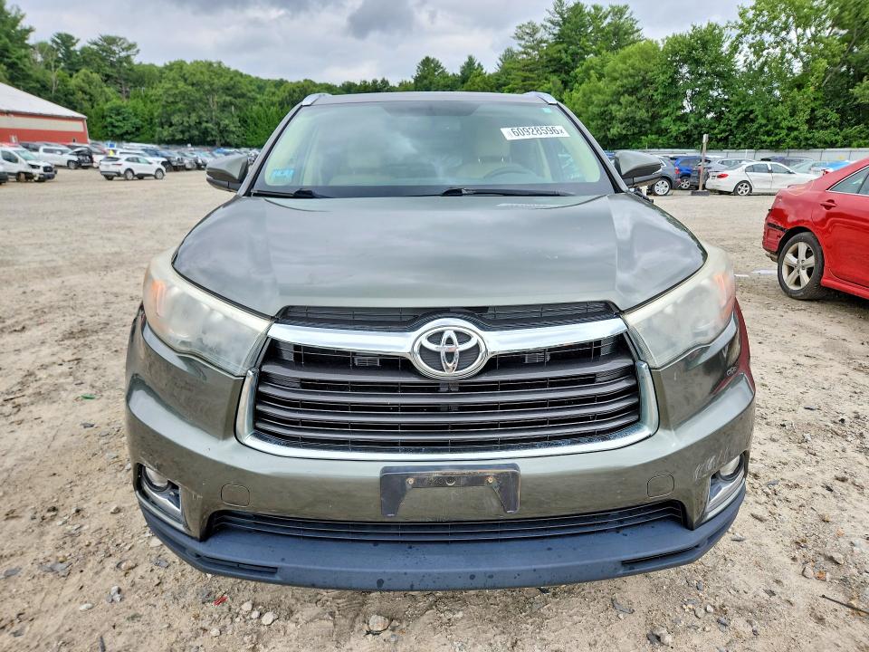 Продажа на аукционе авто 2015 Toyota Highlander, vin: 5TDDKRFH0FS103048, номер лота: 60928596