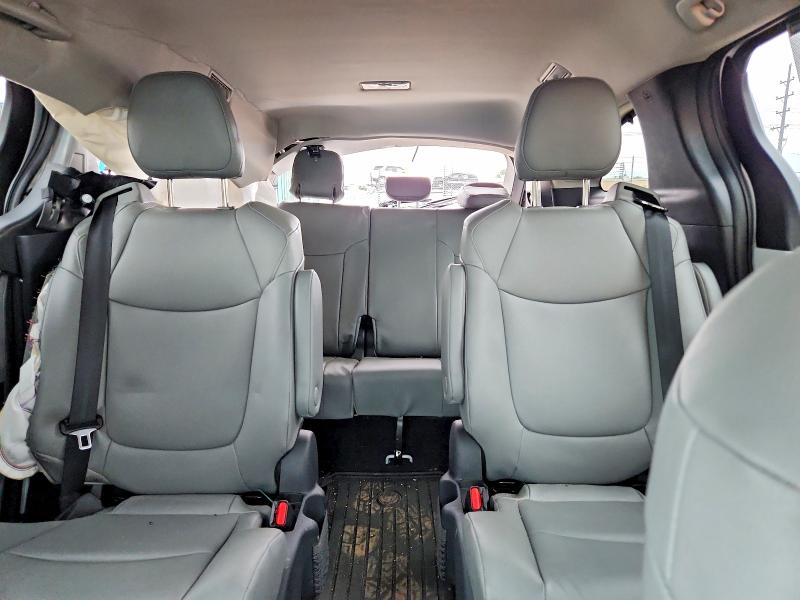 Продажа на аукционе авто 2026 Toyota Sienna, vin: 5TDYSKFCXTS230852, номер лота: 60073856