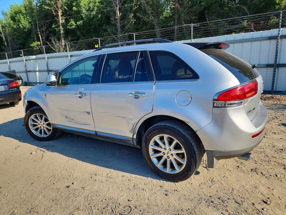 63134296 :رقم المزاد ، 2LMDJ8JK7BBJ07447 vin ، 2011 Lincoln Mkx مزاد بيع