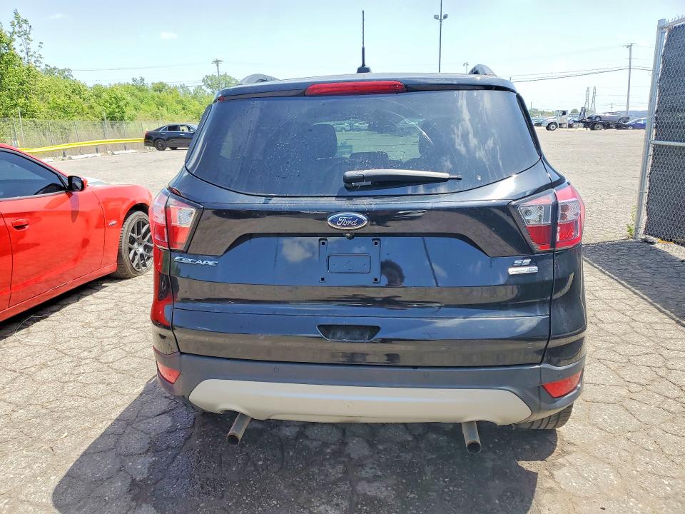 2018 Ford Escape მანქანა იყიდება აუქციონზე, vin: 1FMCU9GDXJUC38362, აუქციონის ნომერი: 59303116