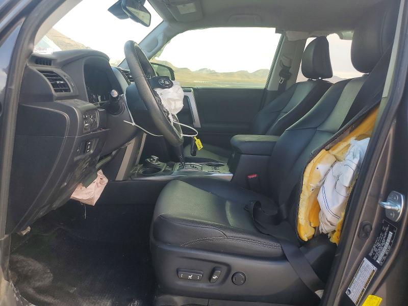 56803136 :رقم المزاد ، JTEBU5JR0L5757961 vin ، 2020 Toyota 4runner مزاد بيع