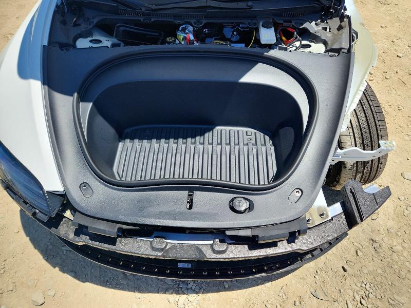 60433896 :رقم المزاد ، 5YJ3E1EAXTF153335 vin ، 2026 Tesla Model 3 مزاد بيع