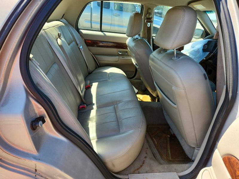 60587306 :رقم المزاد ، 2MEBM7FV3AX612512 vin ، 2010 Mercury Grand Marquis مزاد بيع
