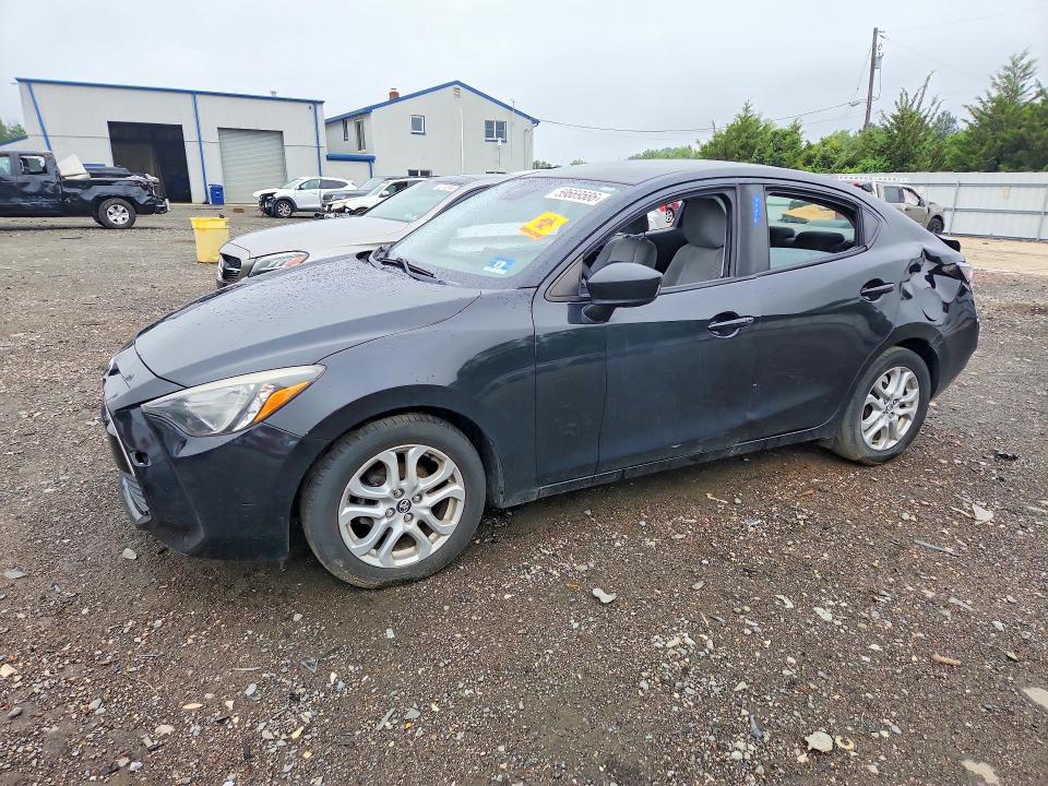 59669586 :رقم المزاد ، 3MYDLBYV0HY172407 vin ، 2017 Toyota Yaris Ia مزاد بيع