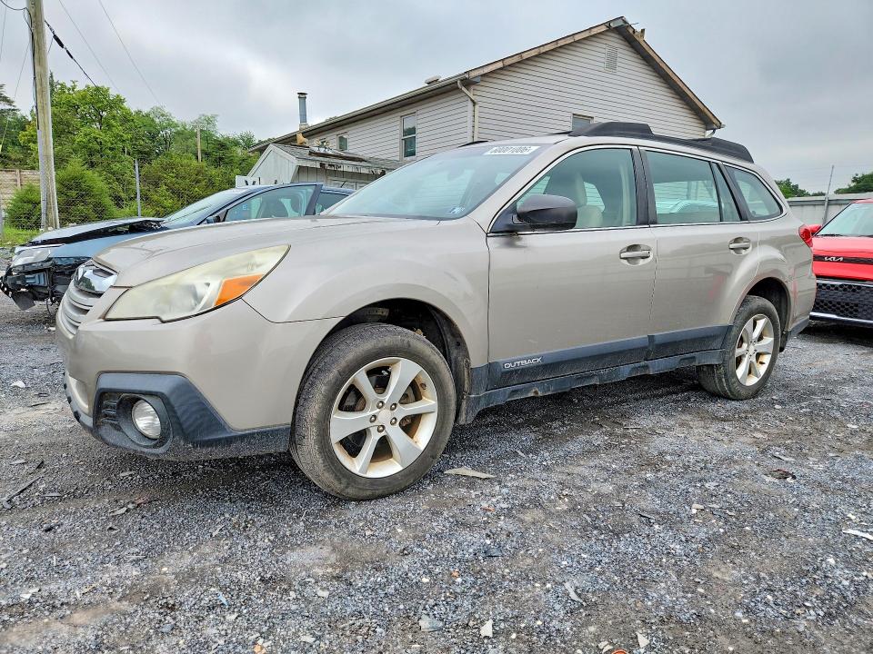 60001006 :رقم المزاد ، 4S4BRBAC0E3298053 vin ، 2014 Subaru Outback مزاد بيع