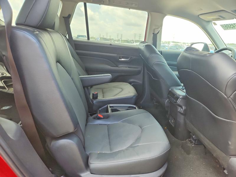 Продажа на аукционе авто 2026 Toyota Grand Highlander, vin: 5TDAAAB54TS125908, номер лота: 58974586