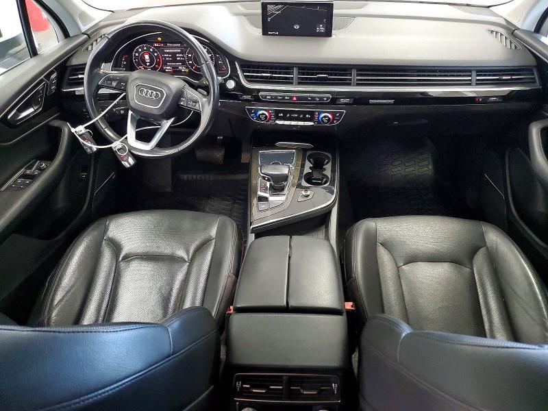 60611556 :رقم المزاد ، WA1LAAF70HD016217 vin ، 2017 Audi Q7 مزاد بيع