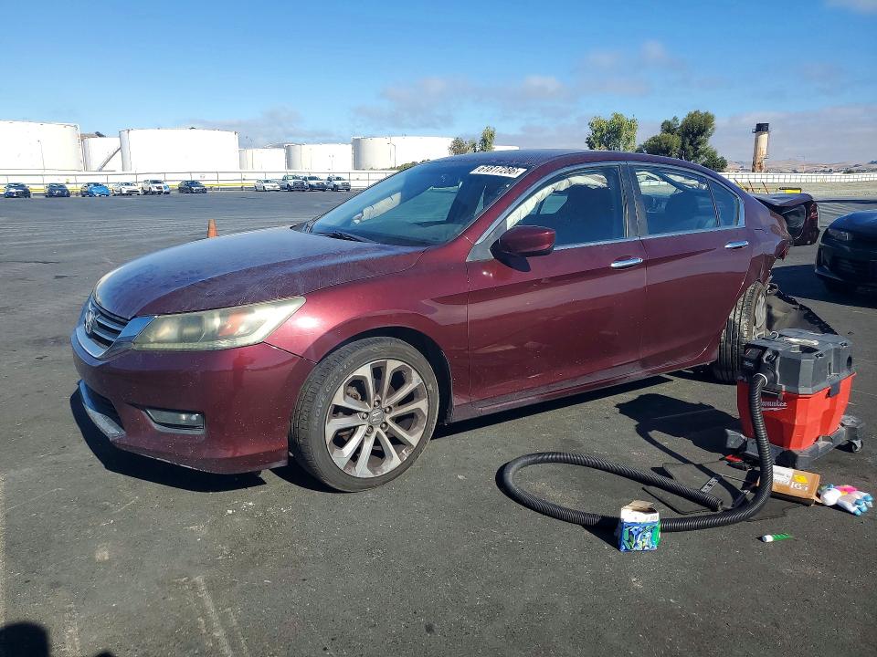 Aukcja sprzedaży 2015 Honda Accord, vin: 1HGCR2F56FA017732, numer aukcji: 61817286