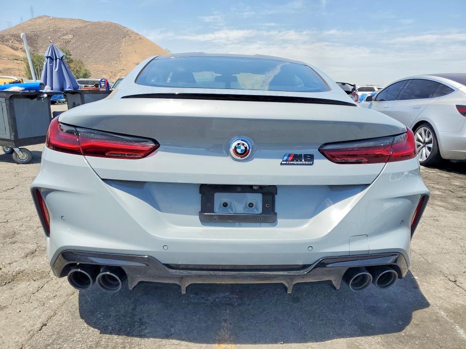 60963116 :رقم المزاد ، WBSAE0C04PCM00744 vin ، 2023 Bmw M8 مزاد بيع