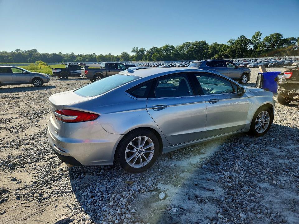 Продаж на аукціоні авто 2020 Ford Fusion, vin: 3FA6P0HD9LR190386, номер лоту: 61587756