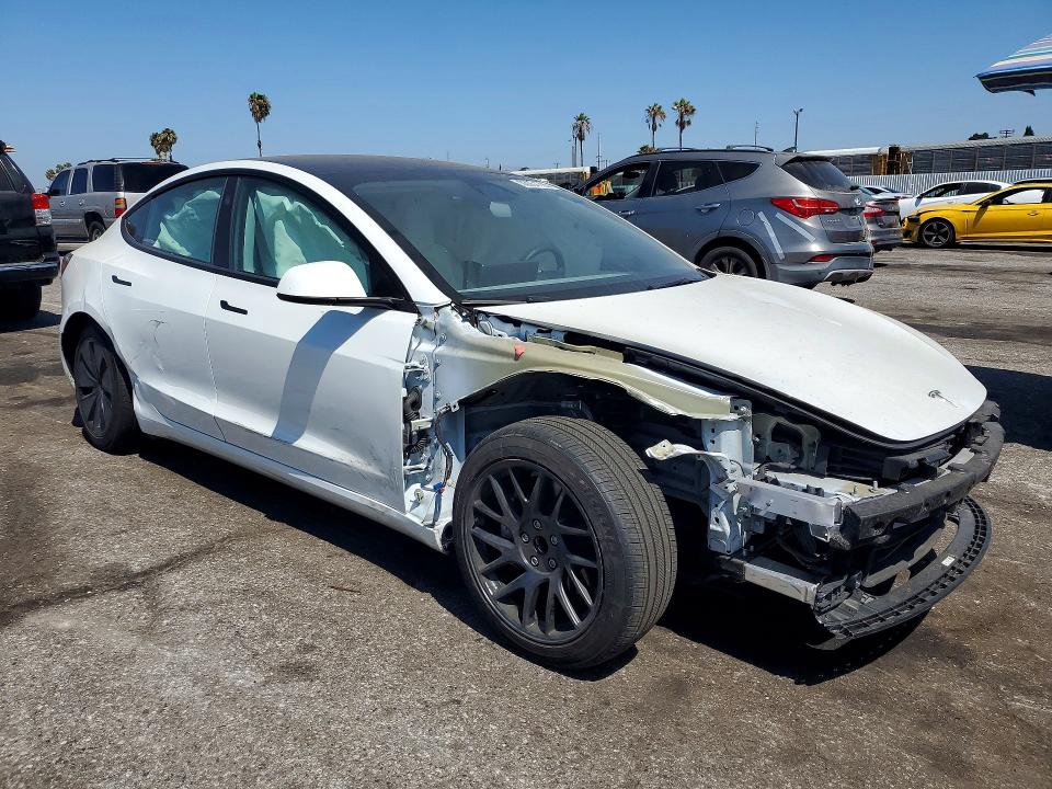 63001726 :رقم المزاد ، 5YJ3E1EA2SF918214 vin ، 2025 Tesla Model 3 مزاد بيع