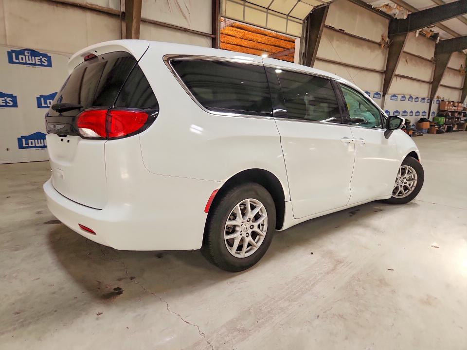 2023 Chrysler Voyager მანქანა იყიდება აუქციონზე, vin: 2C4RC1CG4PR625594, აუქციონის ნომერი: 59319216