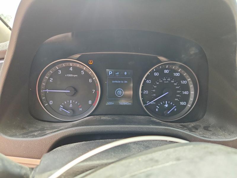 61873536 :رقم المزاد ، 5NPD84LF1HH160811 vin ، 2017 Hyundai Elantra مزاد بيع