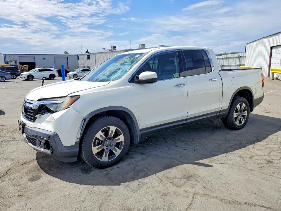 Продажа на аукционе авто 2019 Honda Ridgeline, vin: 5FPYK3F78KB001766, номер лота: 60859386