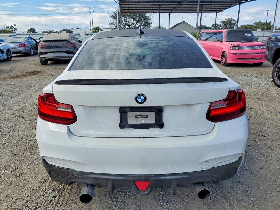 Продажа на аукционе авто 2016 Bmw M235i, vin: WBA1J7C5XGV289898, номер лота: 61310726