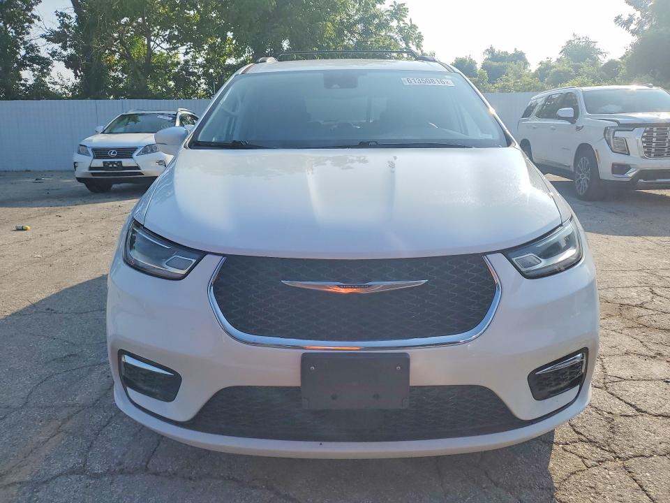 61350816 :رقم المزاد ، 2C4RC1BG6NR146897 vin ، 2022 Chrysler Pacifica مزاد بيع