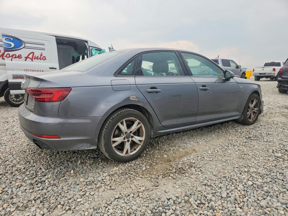 60269396 :رقم المزاد ، WAUKMAF45JN009436 vin ، 2018 Audi A4 مزاد بيع