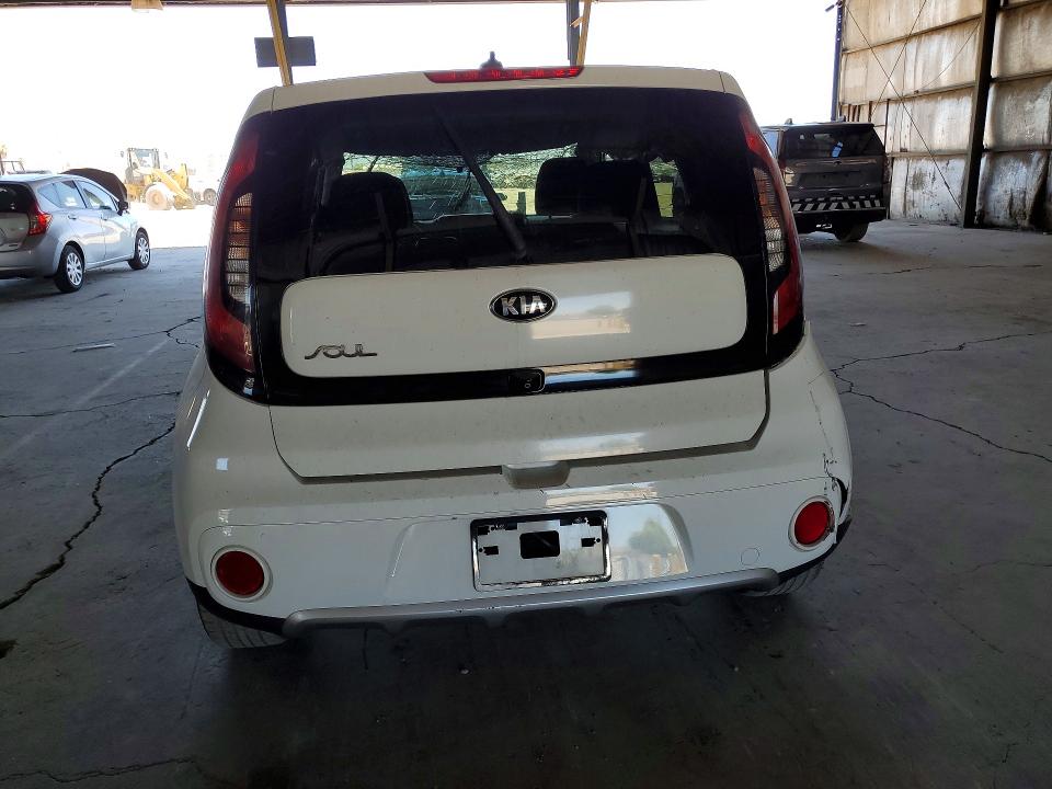 Продаж на аукціоні авто 2018 Kia Soul, vin: KNDJP3A53J7898906, номер лоту: 85624965