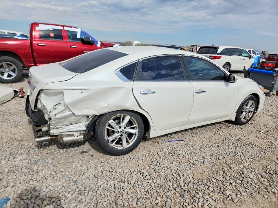 61070066 :رقم المزاد ، 1N4AL3AP6FC440200 vin ، 2015 Nissan Altima مزاد بيع