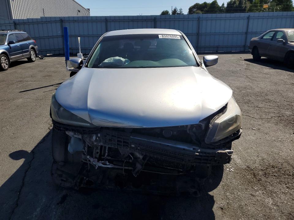 Продажа на аукционе авто 2014 Honda Accord, vin: 1HGCR2F52EA112724, номер лота: 85976095